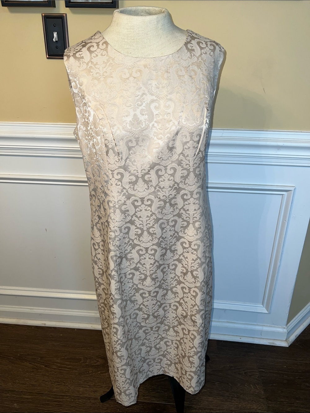Sleeveless Cream Brocade Midi Dress